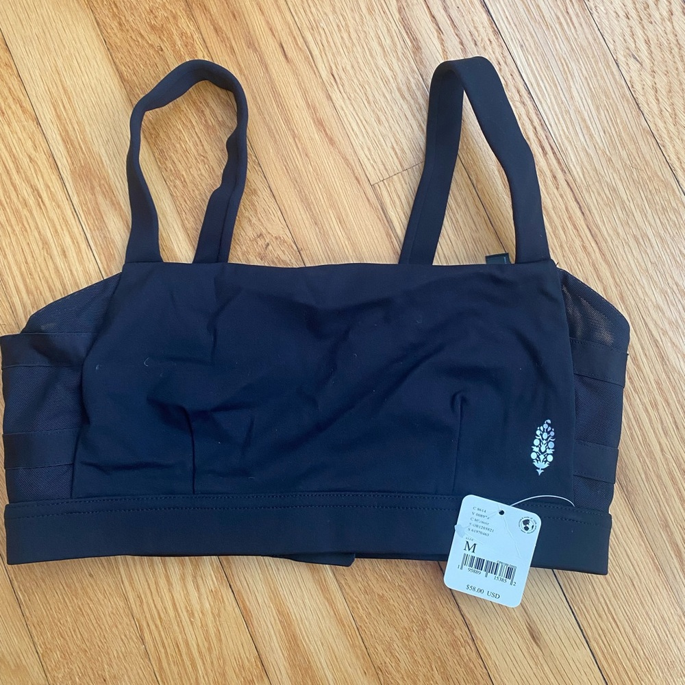 Free People Sports Bra NWT size M